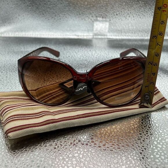 Garçon Vielle Modo Oversized Sunglasses Women’s Engraved Callout Arms Brown - Picture 3 of 6